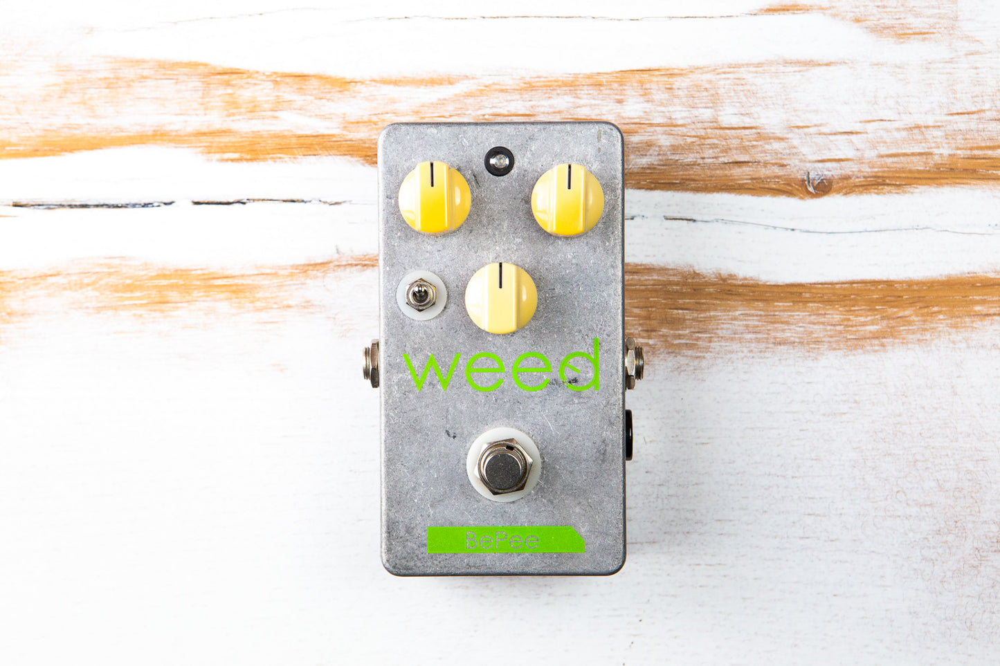 weed BePee Bass Preamp EQ MIJ Japan