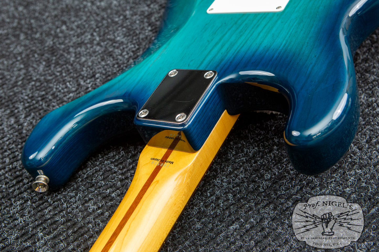 Tokai AST-108 S-Style MIJ Blue Burst Transparent Ash Rosewood Alnico 2 Made in Japan