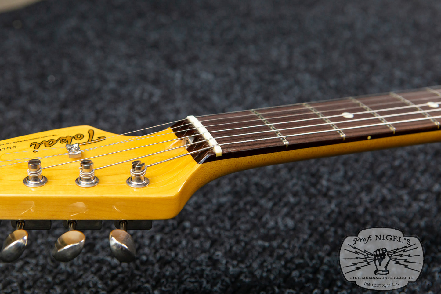 Tokai AST-108 S-Style MIJ Blue Burst Transparent Ash Rosewood Alnico 2 Made in Japan