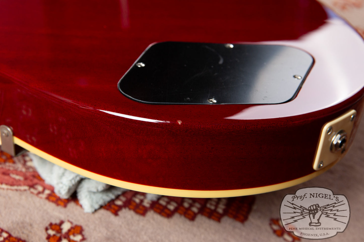 Tokai MIJ LS113S P-90s w/ HSC 2014 Cherry Sunburst LP-Style