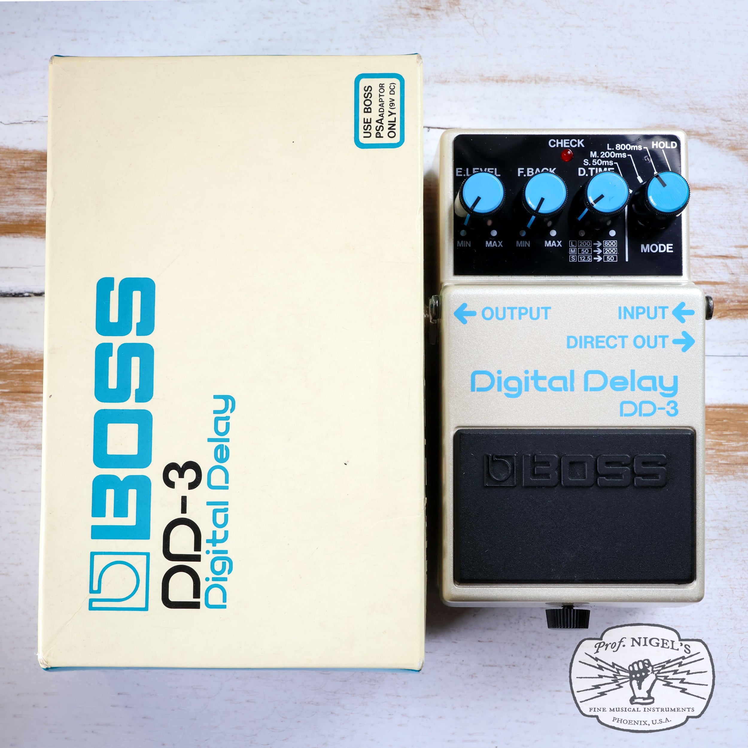 Boss DD-3 Digital Delay w/ Box Long Chip MIJ Blue Label Made in