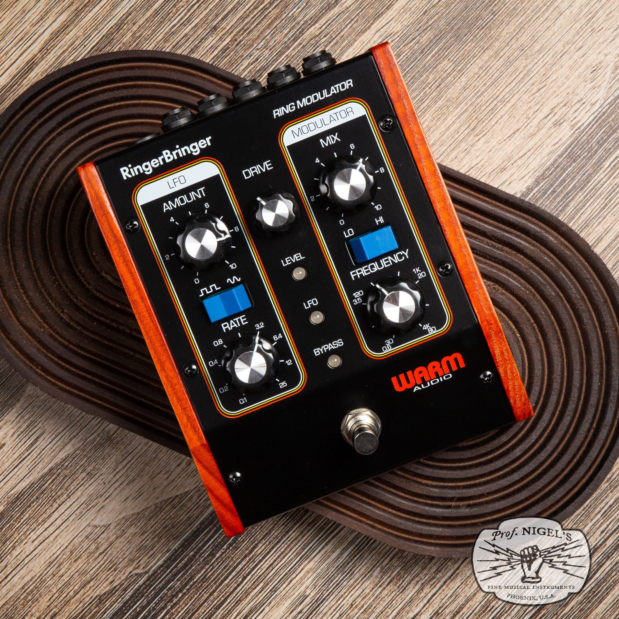 RingerBringer – Analog Ring Modulation Effects Processor WA-RB ...