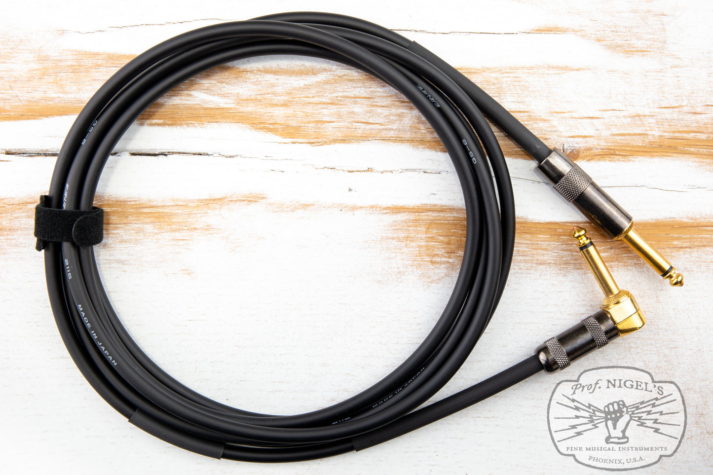 The Siren Premium USA Made Instrument Cable (Black w/ Gold Connectors) Canare GS-6