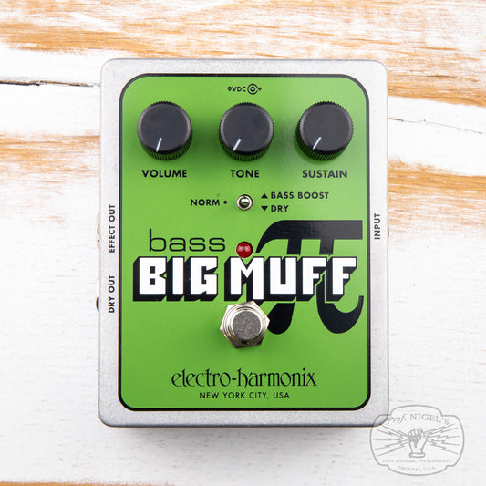 Bass Big Muff Pi Distortion / Sustainer