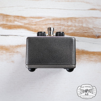 Shop Demo - Laney Black Country Customs Spiral Array Chorus (3-Mode: Analog / Dimension / Tri-Stereo) Effects Pedal