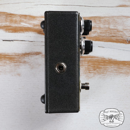 Shop Demo - Laney Black Country Customs The Custard Factory Bass Compressor