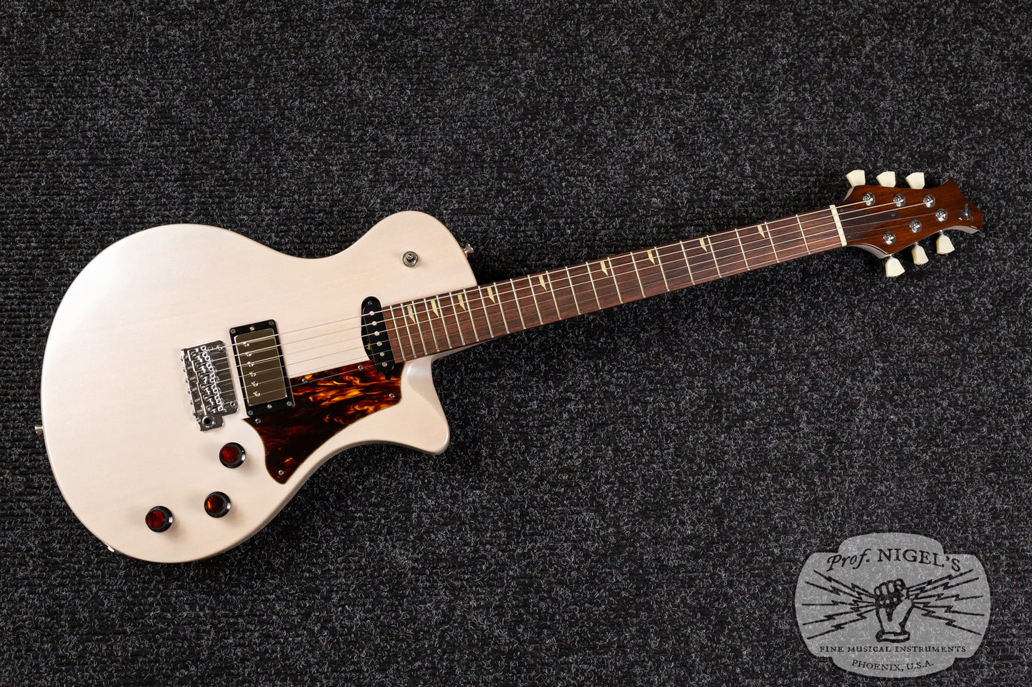 Fujigen-built RYOGA Hornet-T3V Electric Guitar Transparent Pearl White