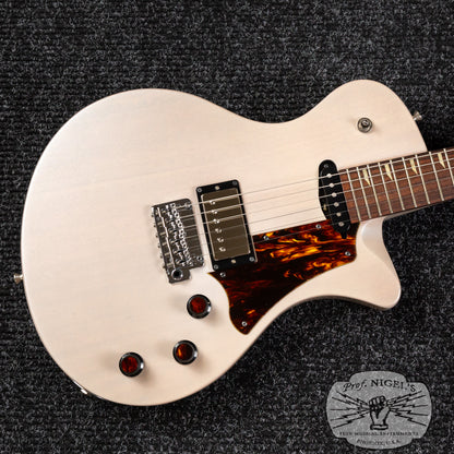 Fujigen-built RYOGA Hornet-T3V Electric Guitar Transparent Pearl White