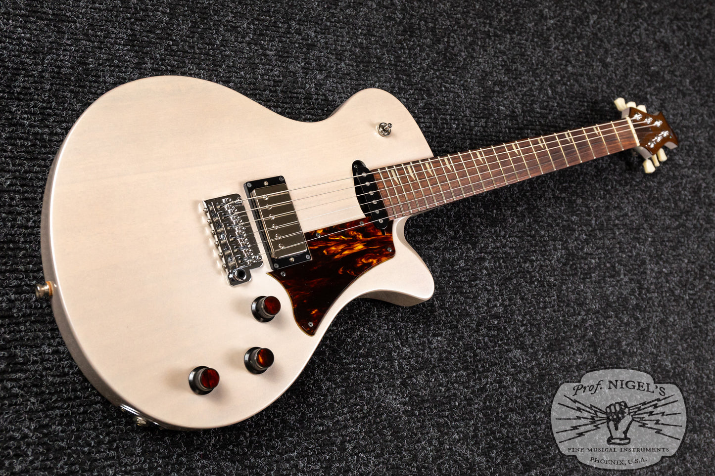 Fujigen-built RYOGA Hornet-T3V Electric Guitar Transparent Pearl White