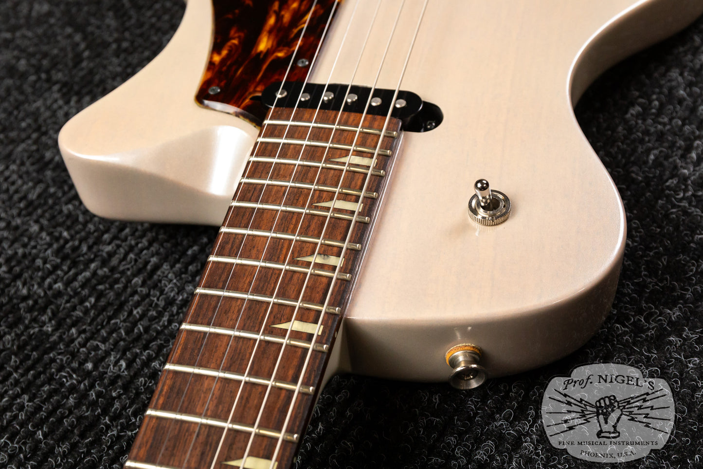 Fujigen-built RYOGA Hornet-T3V Electric Guitar Transparent Pearl White