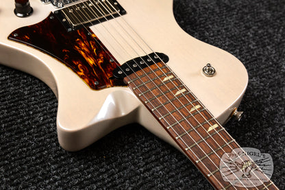Fujigen-built RYOGA Hornet-T3V Electric Guitar Transparent Pearl White