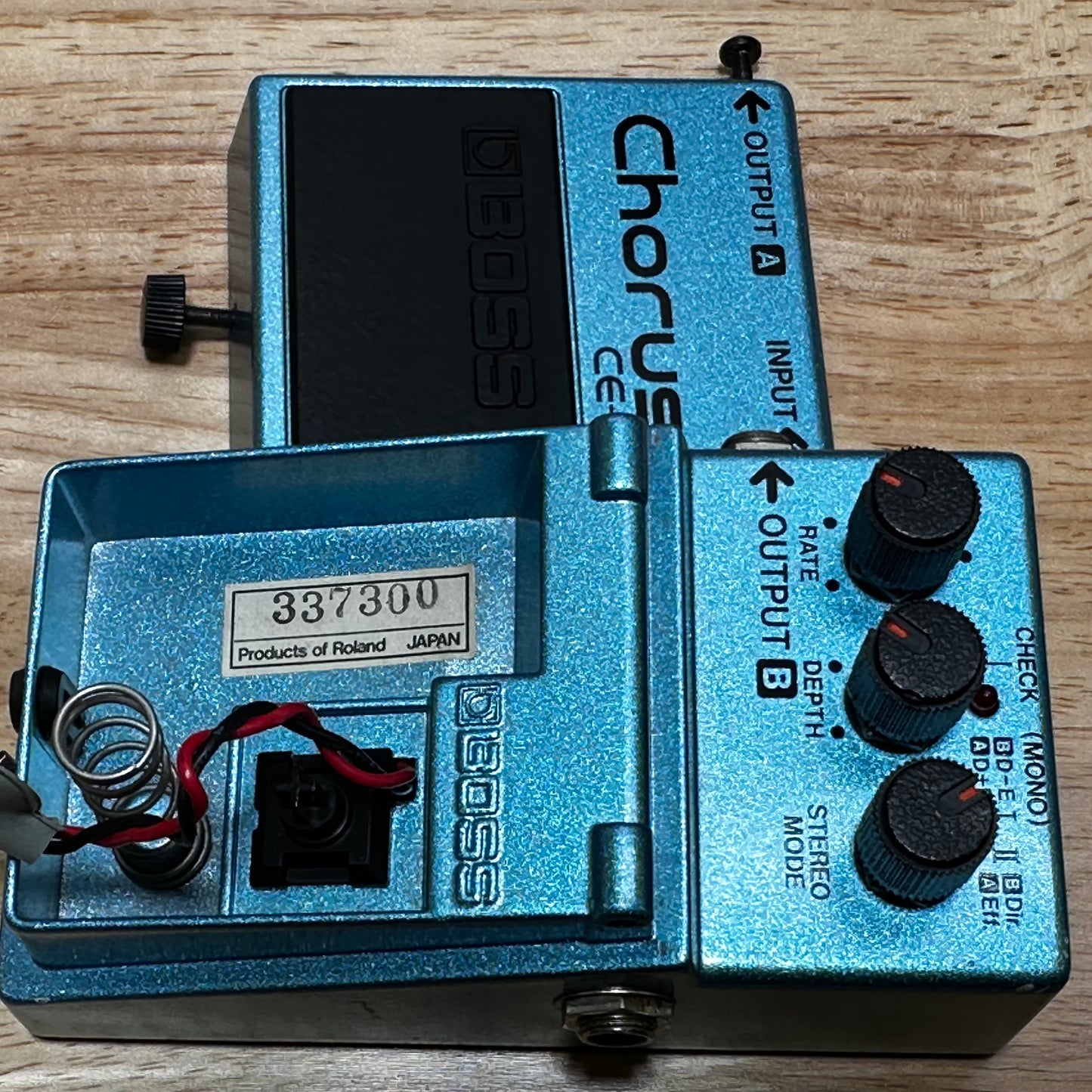 Boss CE-3 MIJ (Black Label) Vintage Made in Japan