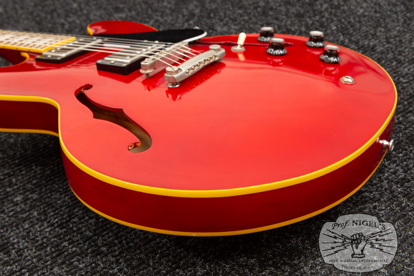 ESP Edwards MIJ E-SA-125LT w/ Case Cherry Lacquer Carved Top 335-style Seymour Duncan Semi Acoustic