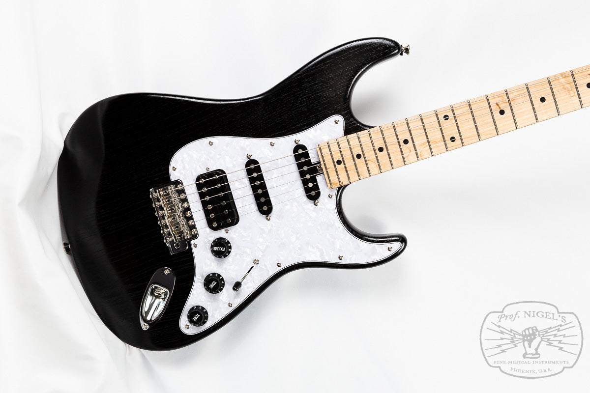 Bacchus Craft G-STUDIO ASH DK Black Oil Modern Strat SSH Electric Guitar