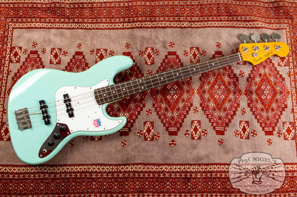Fender Rare Spec CIJ JB62-US Jazz Bass Flame Maple Aged Daphne Blue US Pickups Crafted in Japan