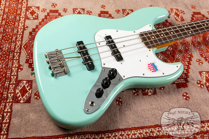 Fender Rare Spec CIJ JB62-US Jazz Bass Flame Maple Aged Daphne Blue US Pickups Crafted in Japan