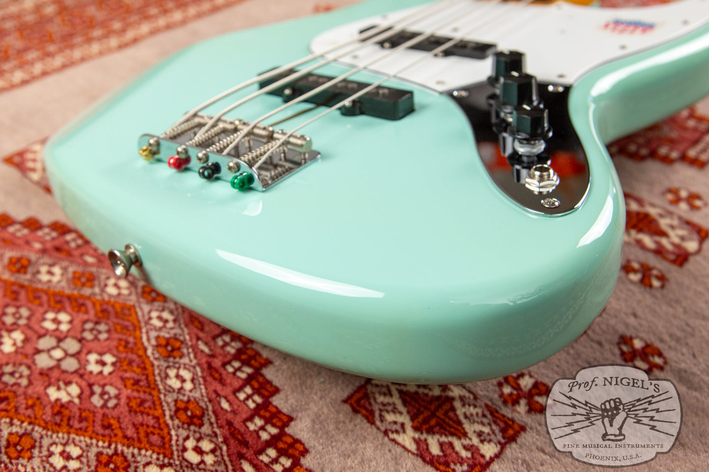 Fender Rare Spec CIJ JB62-US Jazz Bass Flame Maple Aged Daphne Blue US Pickups Crafted in Japan