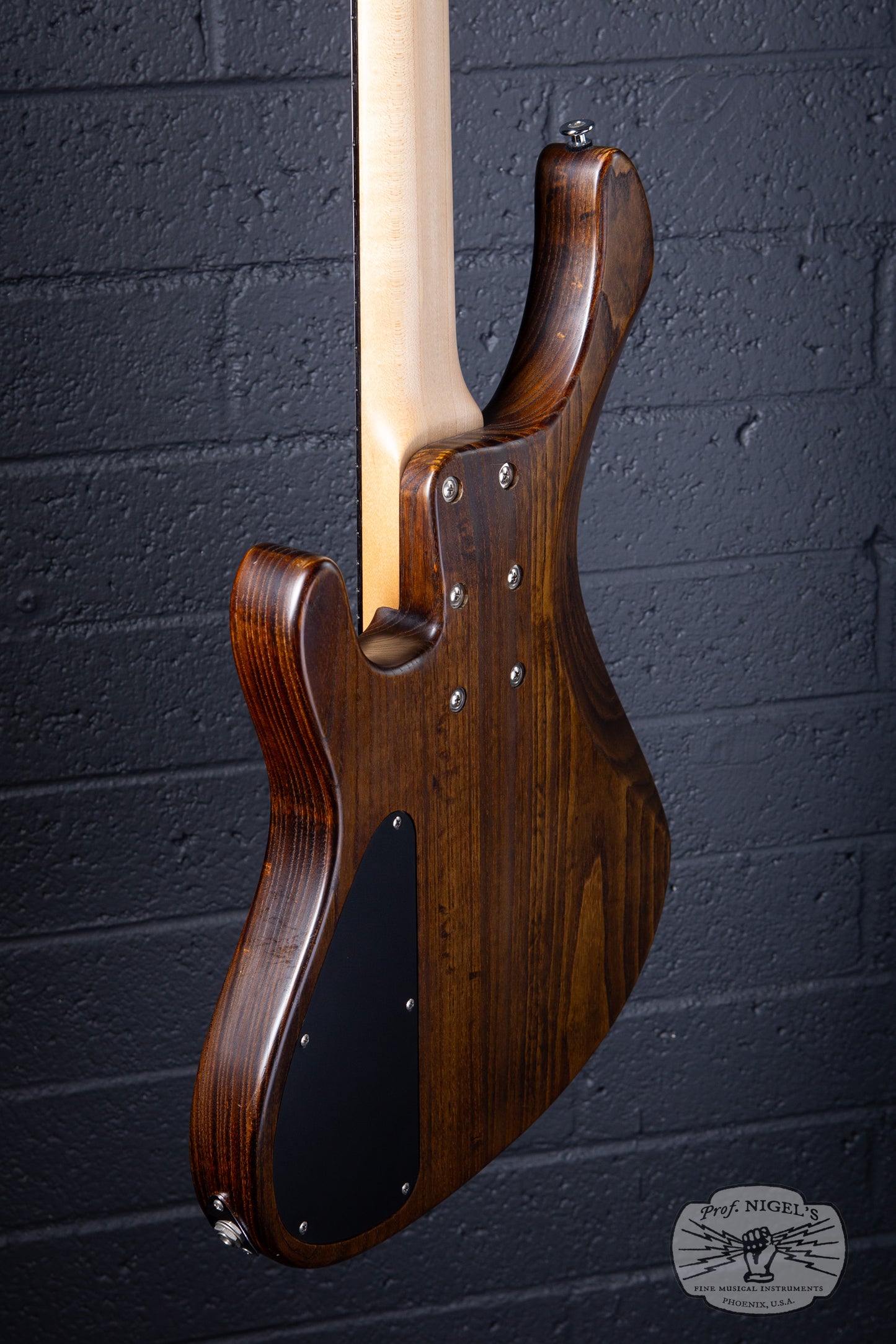 Bacchus Handmade Series Twenty-Four Bass – Brown Oil – Made in Japan