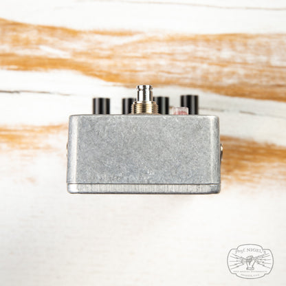 sobbat BS-1S Booster Drive Breaker – Clean Boost / Gain – Made in Japan – Near Mint w/ Box