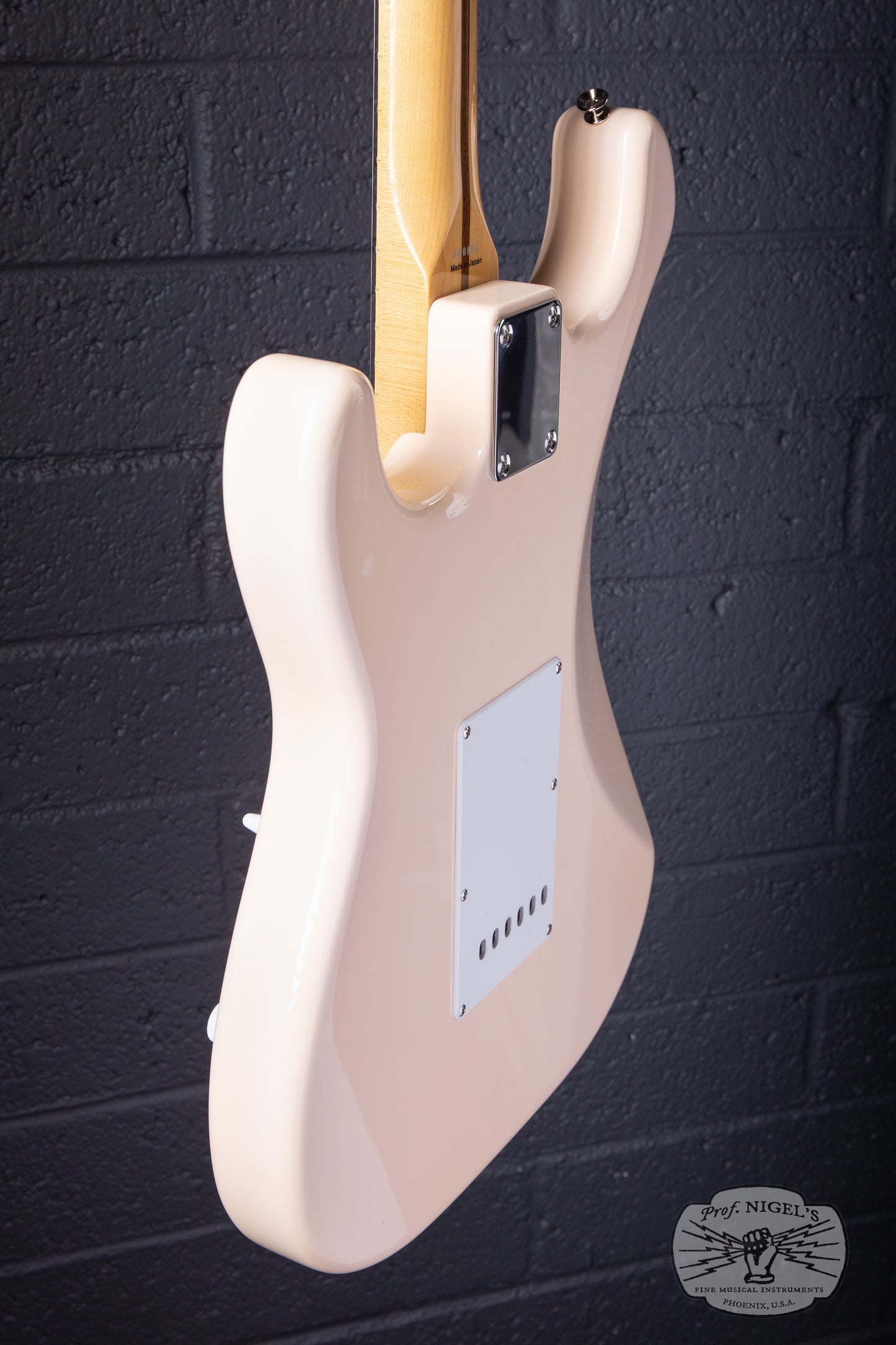 Tokai AST-423 Goldstar HSS Shell Pink MIJ Ash Body Maple Neck
