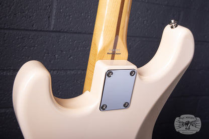 Tokai AST-423 Goldstar HSS Shell Pink MIJ Ash Body Maple Neck