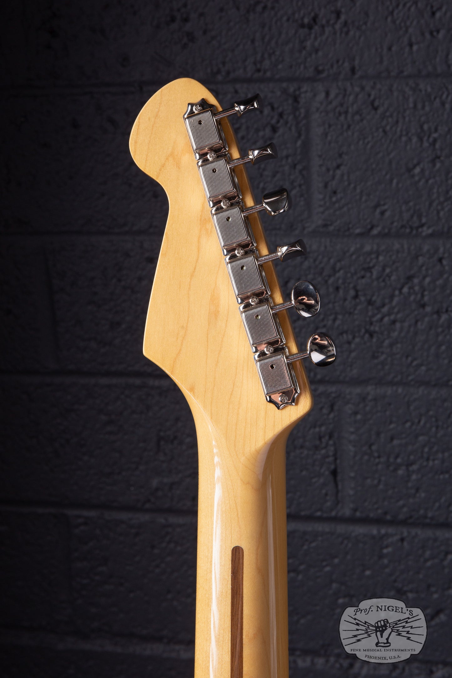 Tokai AST-423 Goldstar HSS Shell Pink MIJ Ash Body Maple Neck